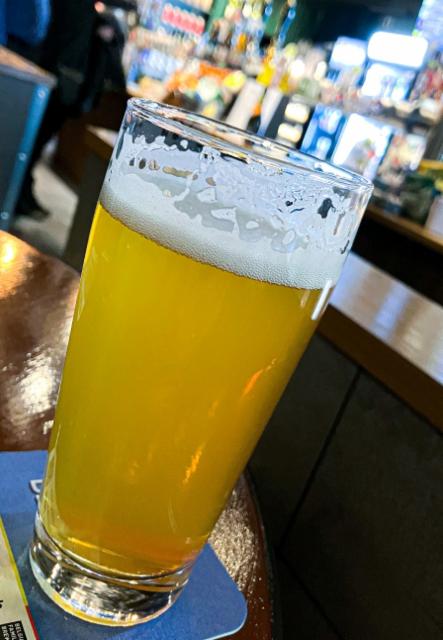 Pilsner Kurqiell 4.7%, Brew-Pub Gallows Bird, Finland