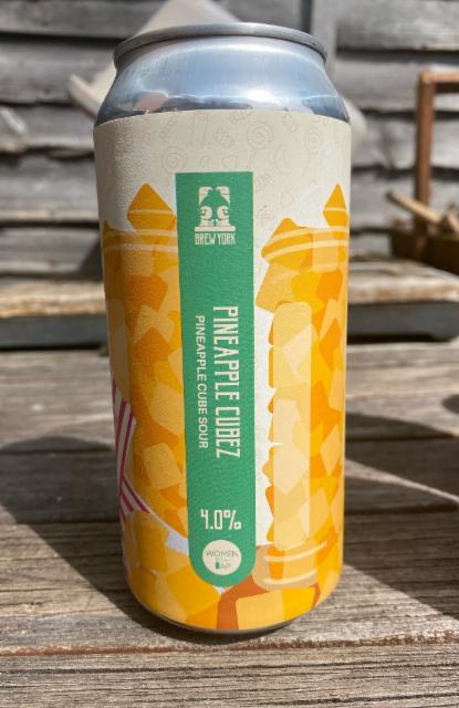 Pineapple Cubez 4.0%, Brew York, England