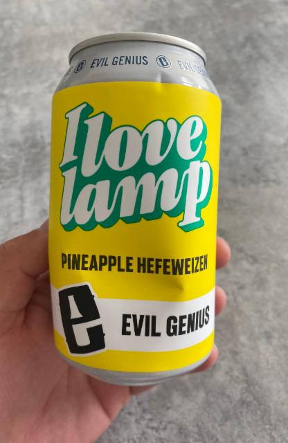 Pineapple Hefeweizen 5.5%, Evil Genius Beer Company, United States