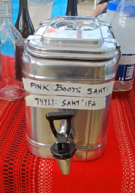 Pink Boots Sahti – Saht'IPA 7.0%, Sahti-Kaisa, Finland