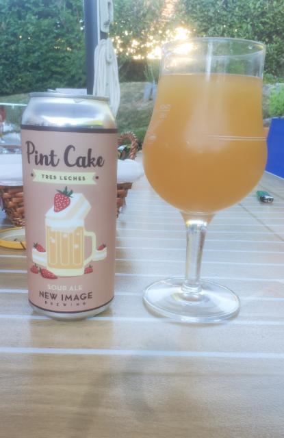 pint cake tres leches 7.2%, New Image Brewing Company, United States