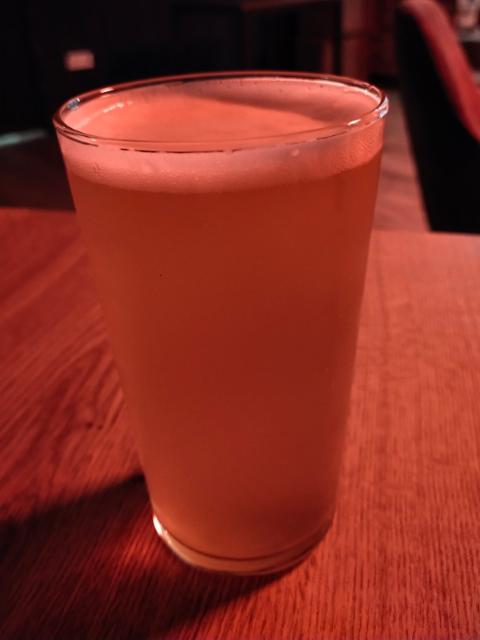 Piranha 6.2%, Honky Tonk, France