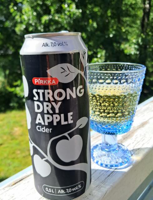 Pirkka strong dry apple cider 7.0%, Olvi, Finland
