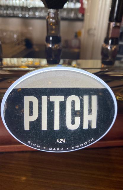 Pitch 4.2%, Robinsons Brewery, England