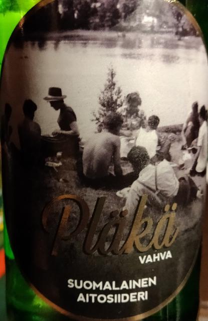 Pläkä, Paula Achr'enin Puutarha