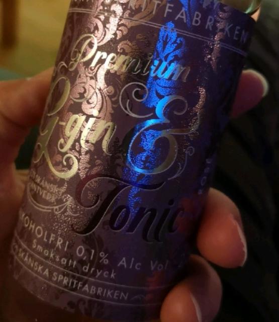 Premium G-gin & Tonic 0.1%, Skånska spritfabriken, Sweden