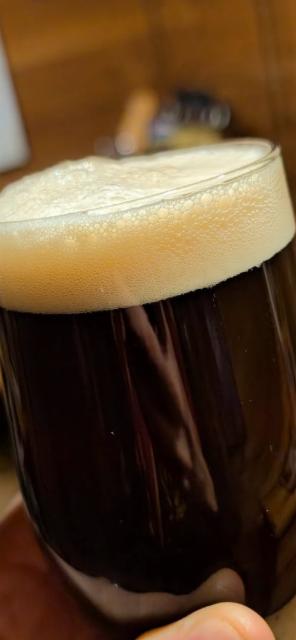 Prima Donna 4.7%, Whyteladyes, England