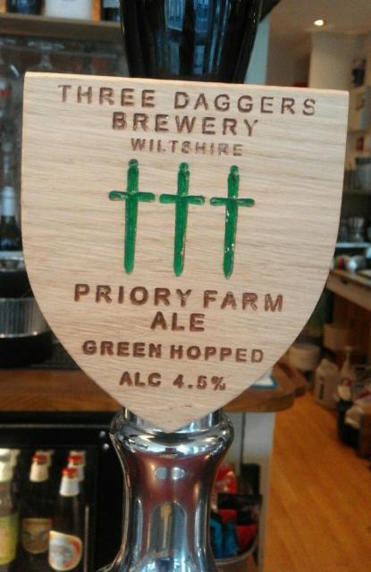 Priory Farm Ale 4.5%, Three Daggers, England