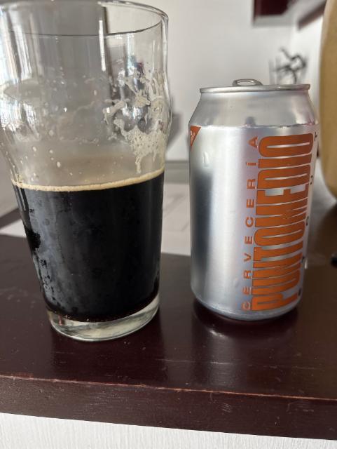 Punto medio Stout 4.2%, Punto Medio, Mexico