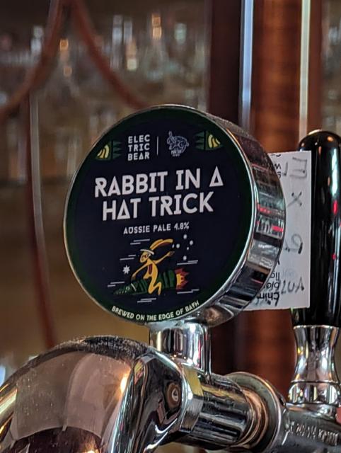 Rabbit In A Hat Trick 4.8%, Electric Bear Brewing Co., England