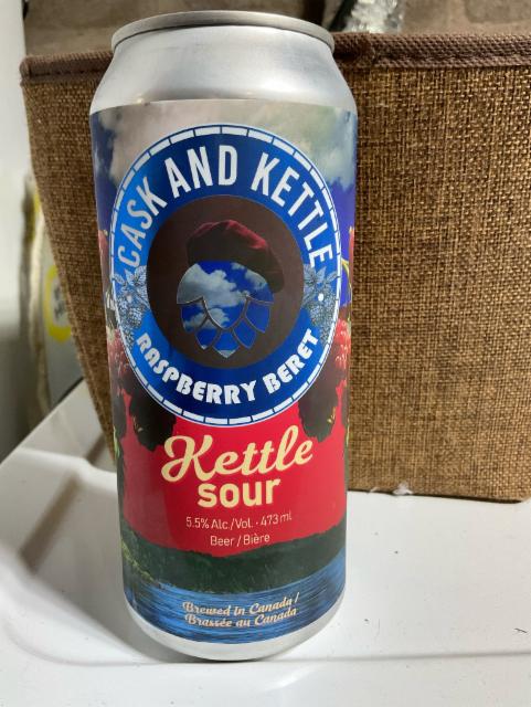 Raspberry Beret Kettle Sour 5.5%, Cask and Kettle Brewing Co., Canada