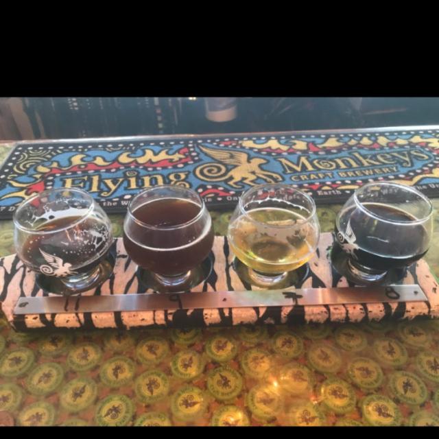 Reapers and Mowers 5.2%, Flying Monkeys Craft Brewery, Canada