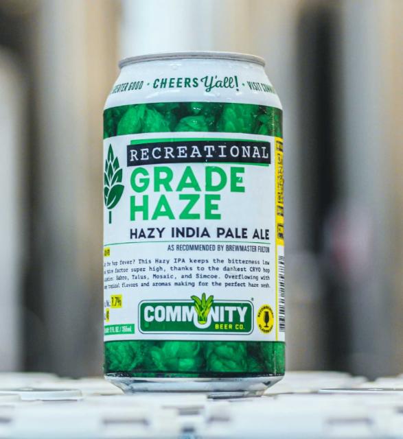 Recreational grade haze ipa 7.7%, Community Beer Works, United States