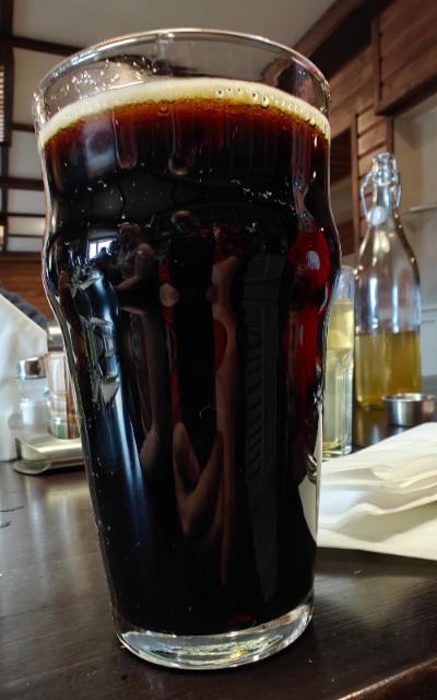 Red Bear Stout, Red Bear Brewery