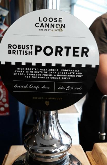 Robust British Porter 5.0%, Loose Cannon Brewery, England