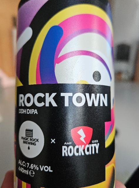 rock town ddh dipa 7.6%, Magic Rock Brewing, England