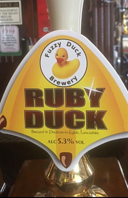 Ruby Duck 5.3%, Fuzzy Duck Brewery, England