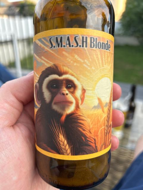 S.M.A.SH blonde 5.3%, Brasserie Roguish Monkey, France