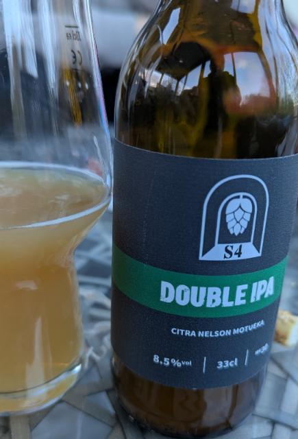 S4 double IPA, La Brasserie Du Bout Du Monde