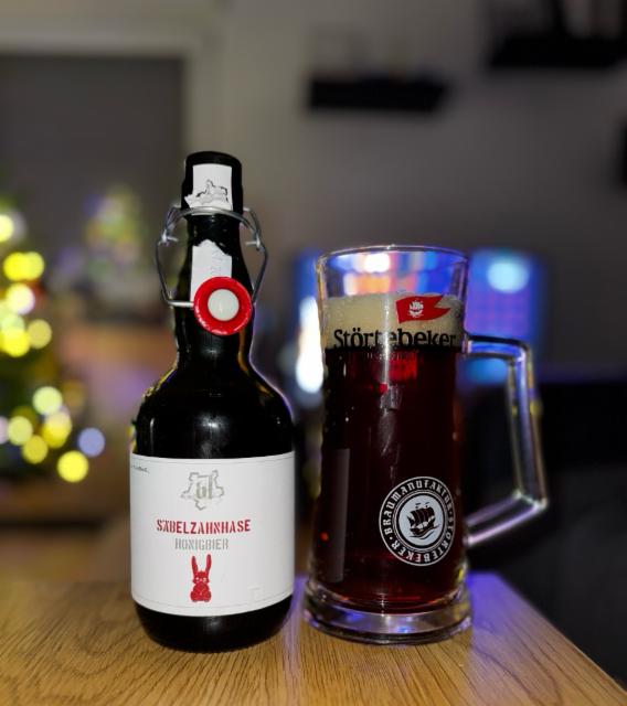 Säbelzahnhase Honigbier 6.4%, BierProjekt Landau eG, Germany
