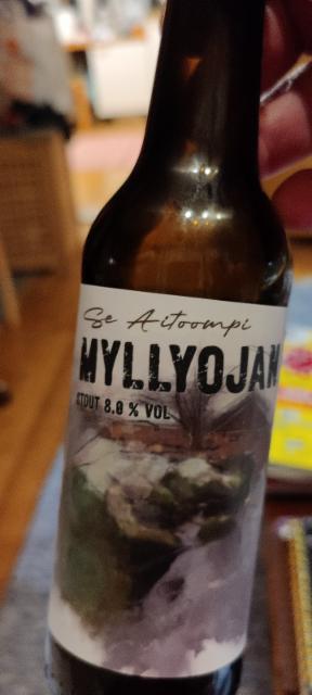 Se aitoompi Myllyojan stout 8.0%, Karvilan Panimo, Finland