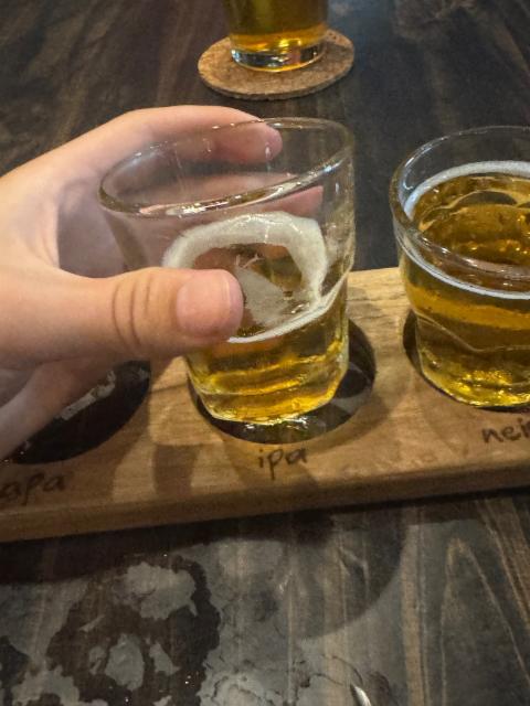 SEB Hell Yes 5.2%, Squirrel Eye Brewing, El Salvador