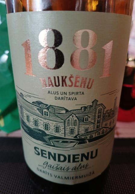 Sendienu 1881 Naukšēnu 4.5%, Valmiermuižas Alus, Latvia