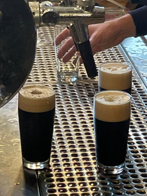 Shadow Play Shout, Braustelle