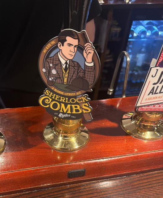 Sherlock combs 4.5%, Hydes Salford, England