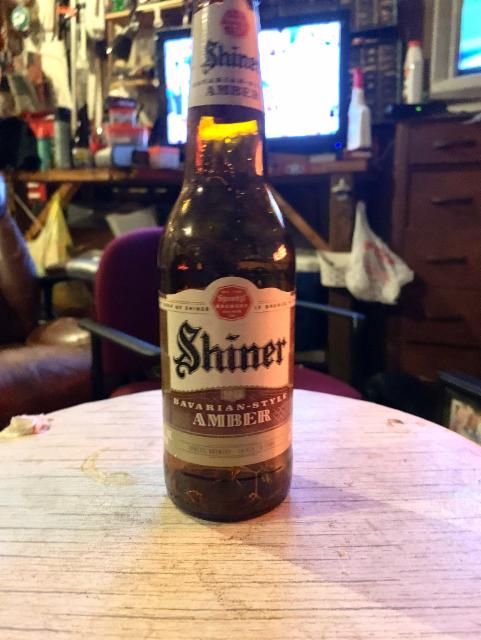Shiner Bavarian Style Amber 4.9%, Spoetzl Brewery, United States