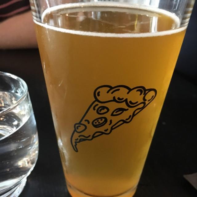 Sicilian Bikini Mandarin Wheat 4.3%, Fat Lizard Brewing Co., Finland