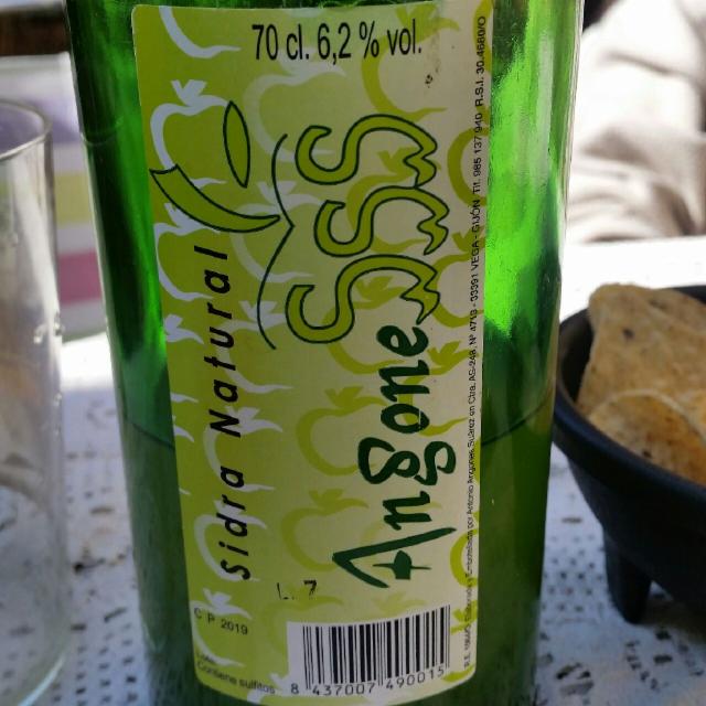 Sidra Natural Angones, Angones