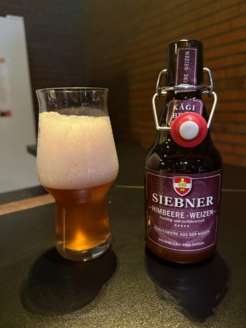 Siebner Himbeere-Weizen 4.5%, Brauerei Kägi Bräu Siebnen, Switzerland