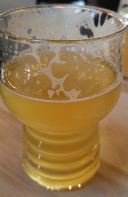 Single Buck Fresh Hopped 5.0%, Taylight, Canada