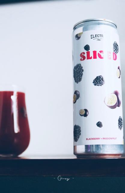 Sliced: Blackberry + Passion Fruit 7.0%, Electric Brewing Company, United States