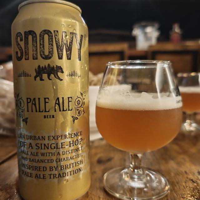 Snowy pale ale 4.5%, Boon Rawd Brewery, Thailand