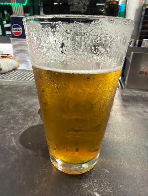 Socialite lager 4.5%, Sosialite, United States