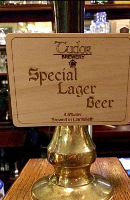 Special Lager Beer 4.5%, Tudor Brewery, Wales