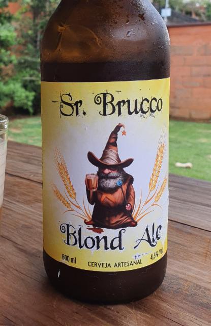 Sr. Brucco Blond Ale 4.5%, Cervejaria Sr. Brucco, Brazil