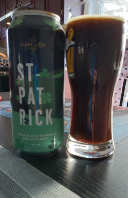 St-Patrick 4.8%, Champ libre, Canada