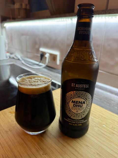 St. Austell Mena Dhu Stout 4.5%, St Austell Brewery, England