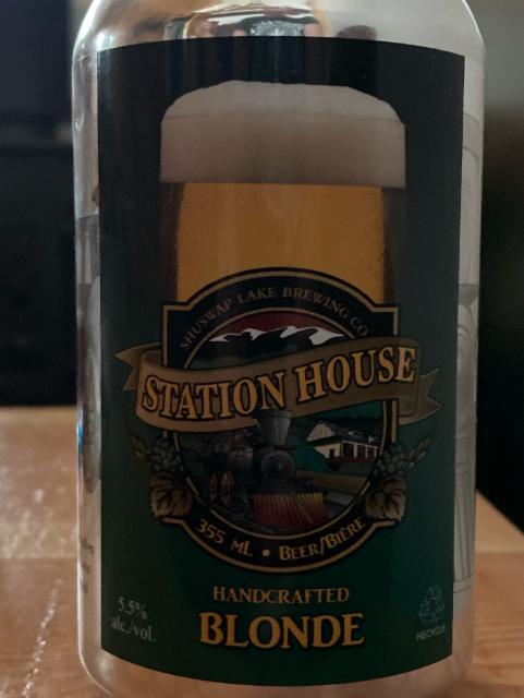 Station House Blonde Ale 5.5%, Barley Station Brew Pub (Shuswap Lake Brewing Company), Canada