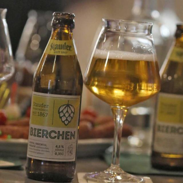 Stauder Bierchen 4.5%, Privatbrauerei Jacob Stauder, Germany