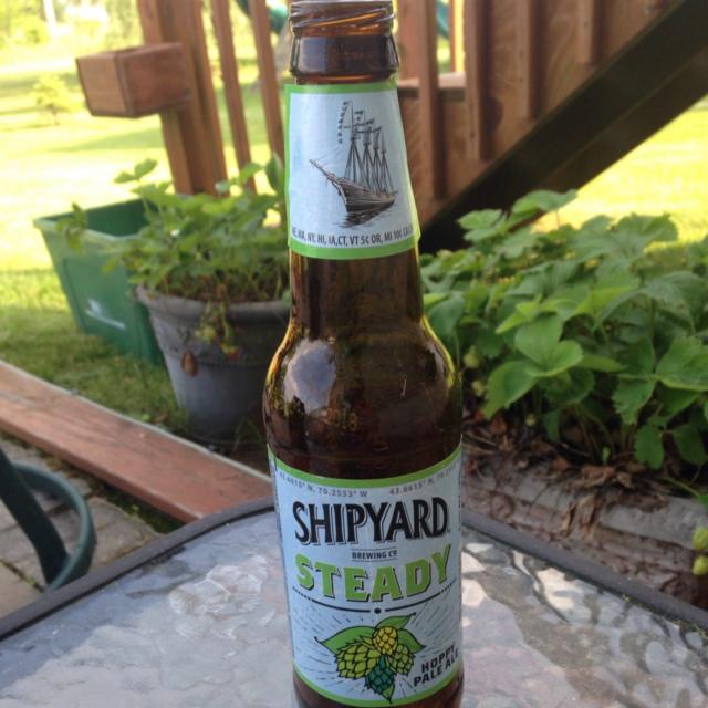 Steady Hoppy Pale Ale 5.1%, Shipyard Brewing Company, United States