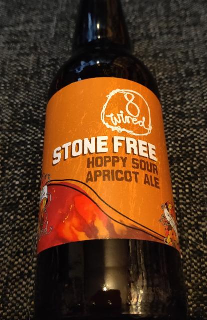 Stone Free 4.5%, 8 Wired Brewing, New Zealand