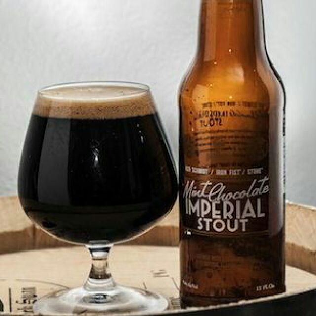 Stone Mint Chocolate Imperial Stout 9.6%, Stone Brewing (Sapporo Breweries), United States