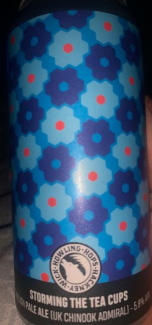 Storming The Tea Cups 5.8%, Howling Hops, England