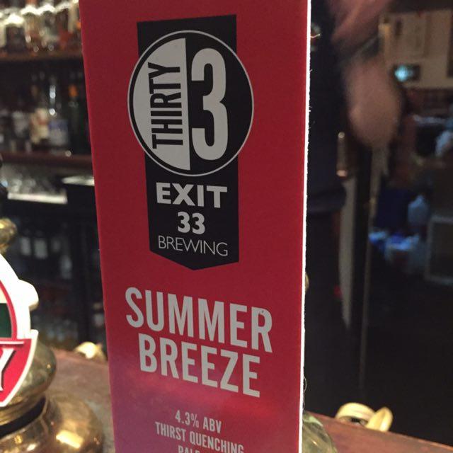 Summer Beeeze 4.2%, Exit 33 Brewing, England