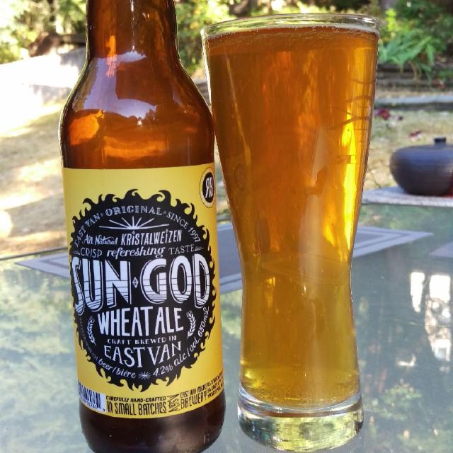 Sun God Wheat Ale 4.2%, R & B Brewing Company (Howe Sound), Canada