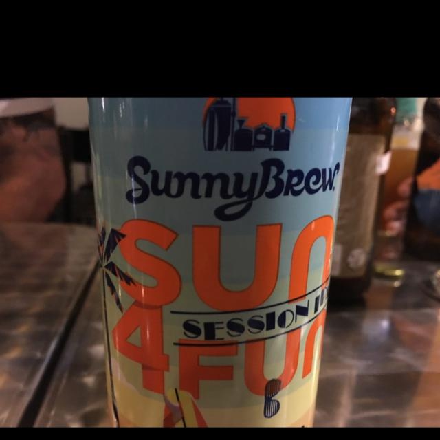 SunnyBrew Sun 4 Fun 4.5%, Cervejaria Gonçalves Artesanal Ltda, Brazil